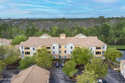 8539 Gate Parkway W Jacksonville FL 32216
