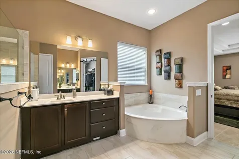 3914 Mediterranean Court Jacksonville FL 32223