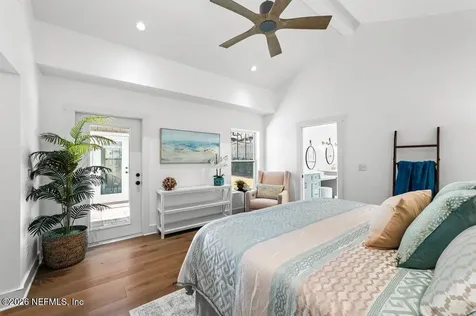 1306 2nd Avenue N Jacksonville Beach FL 32250