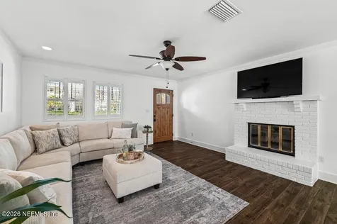 1306 2nd Avenue N Jacksonville Beach FL 32250
