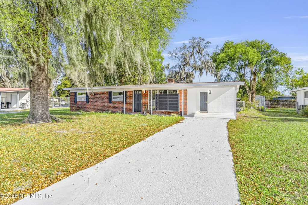 160 River Drive East Palatka FL 32131
