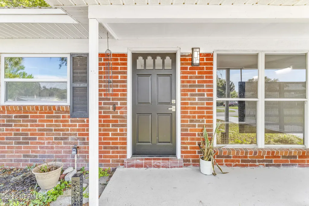 160 River Drive East Palatka FL 32131