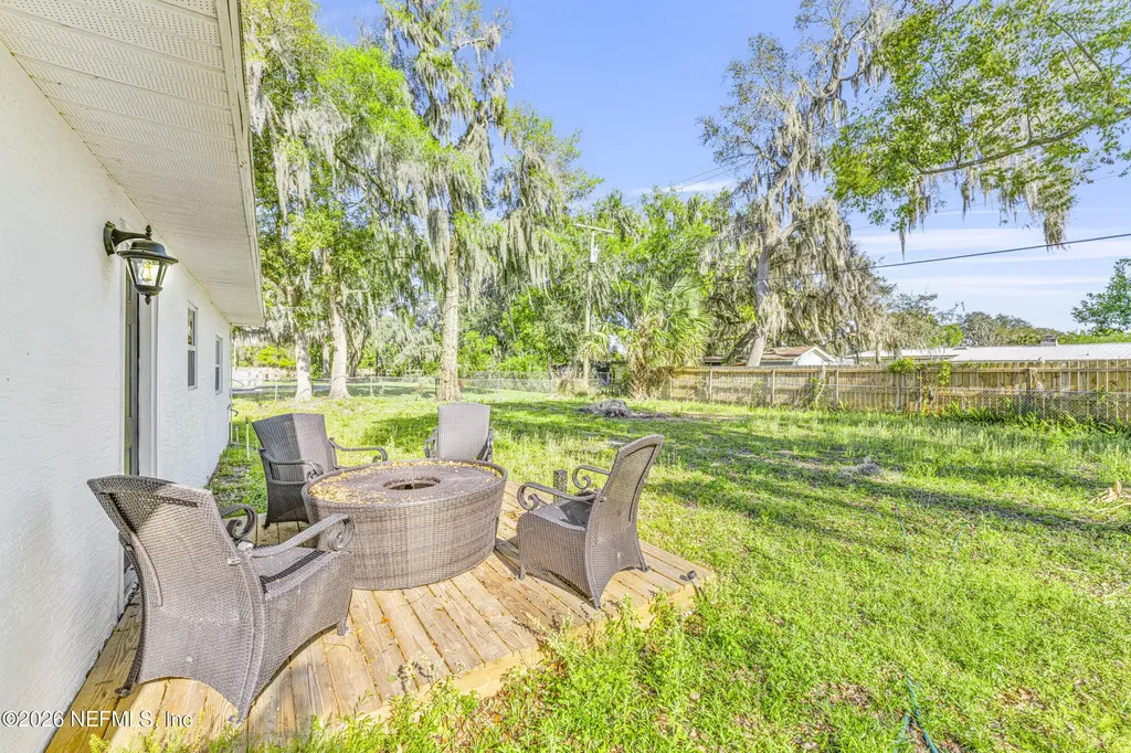 160 River Drive East Palatka FL 32131