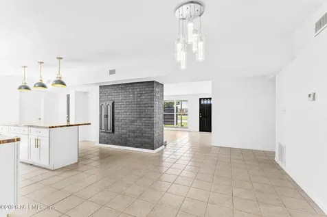 160 River Drive East Palatka FL 32131