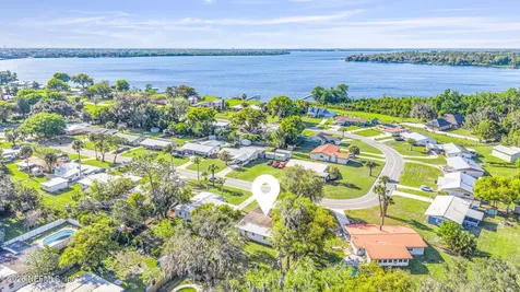 160 River Drive East Palatka FL 32131