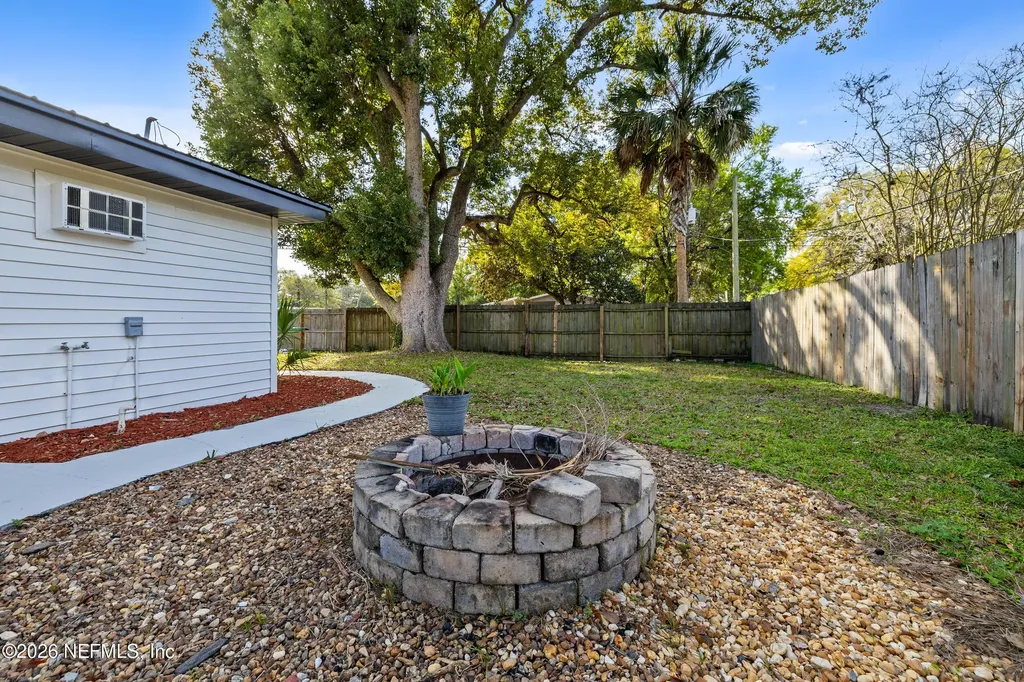 3432 Tarpon Drive Jacksonville FL 32277