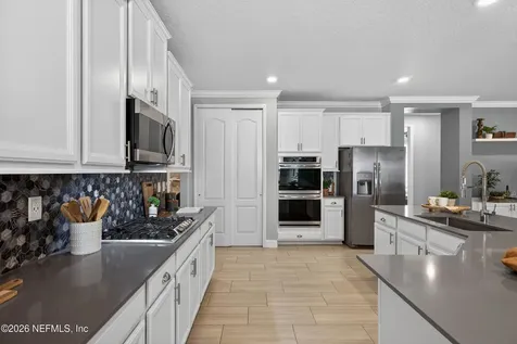 450 Glorieta Drive St. Augustine FL 32095