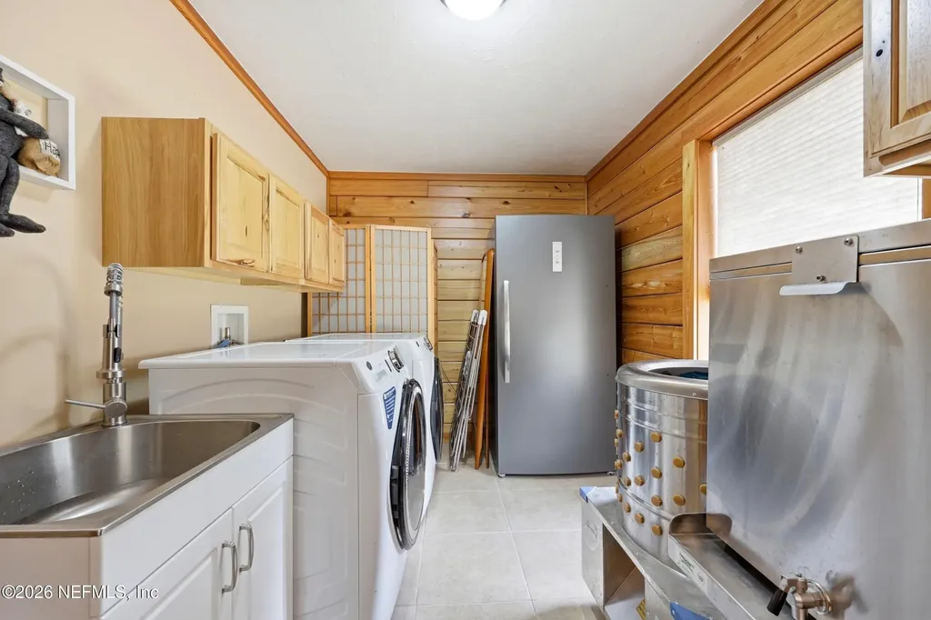 8796 Gin Henry Lane Glen St. Mary FL 32040