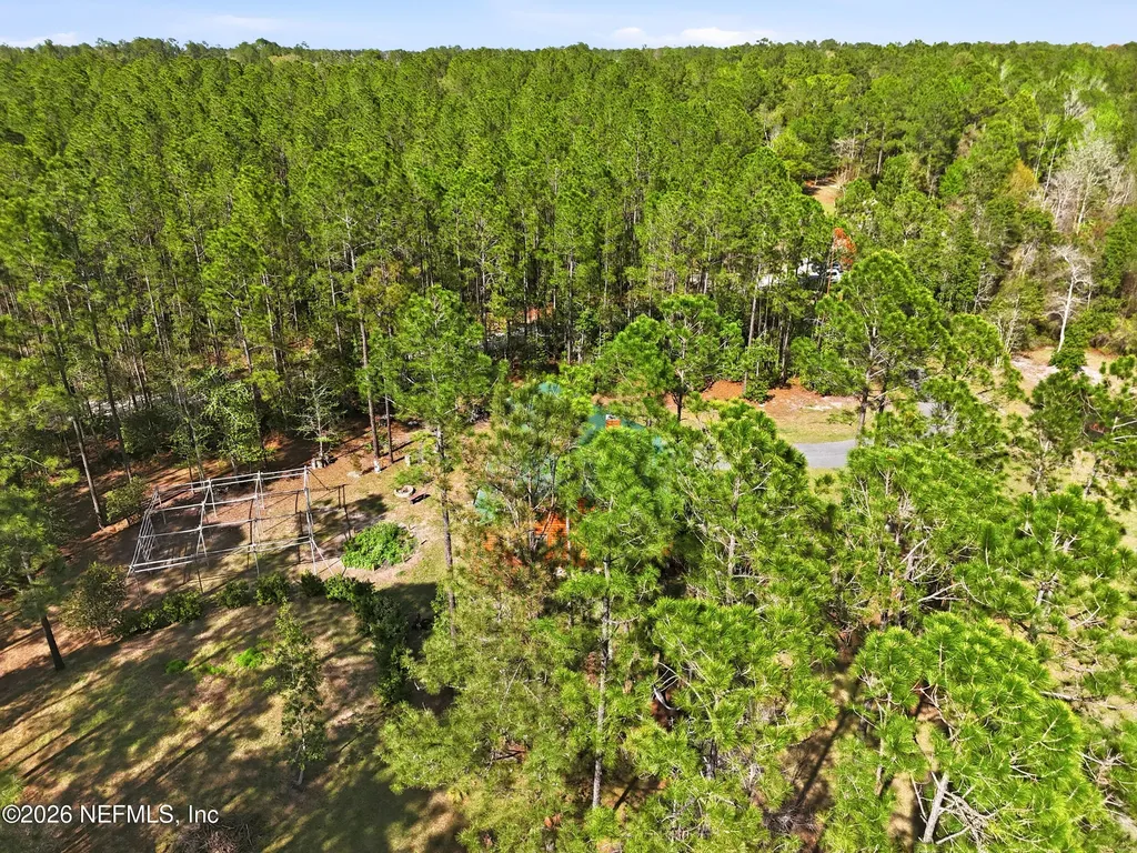 8796 Gin Henry Lane Glen St. Mary FL 32040
