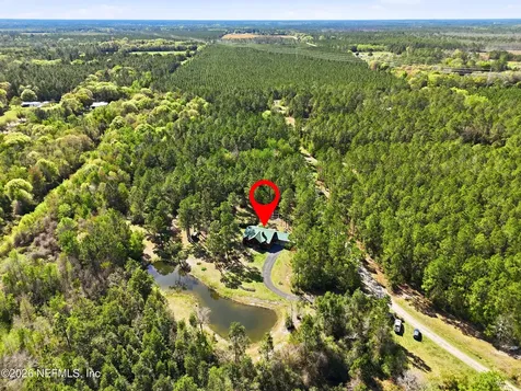 8796 Gin Henry Lane Glen St. Mary FL 32040