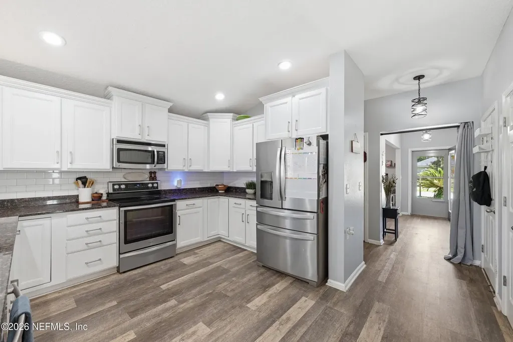 352 W New England Drive Elkton FL 32033