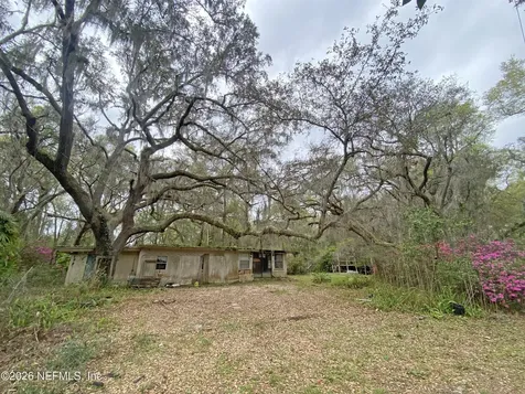 119 Twin Lakes Road Hawthorne FL 32640