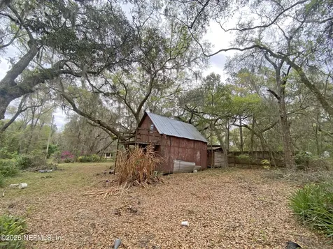 119 Twin Lakes Road Hawthorne FL 32640