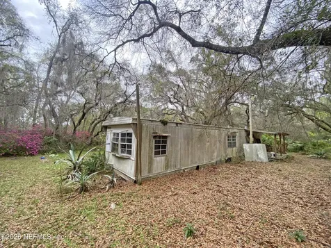 119 Twin Lakes Road Hawthorne FL 32640
