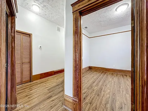 138 E Duval Street Jacksonville FL 32202