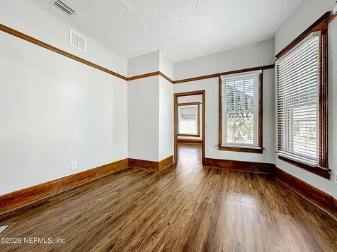 138 E Duval Street Jacksonville FL 32202