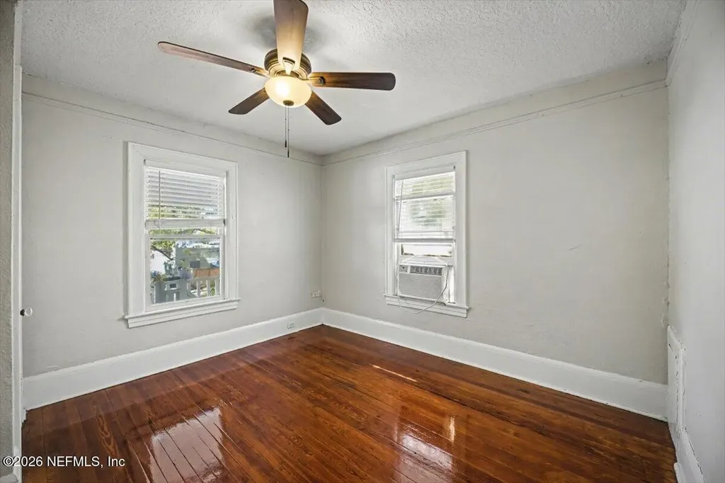 1527 Naldo Avenue Jacksonville FL 32207