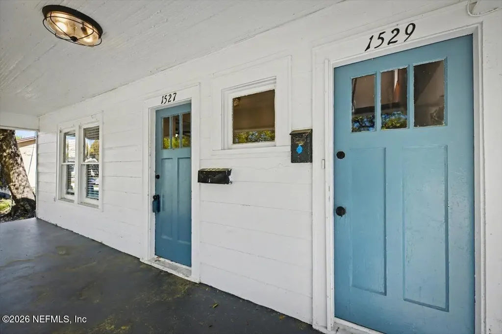 1527 Naldo Avenue Jacksonville FL 32207