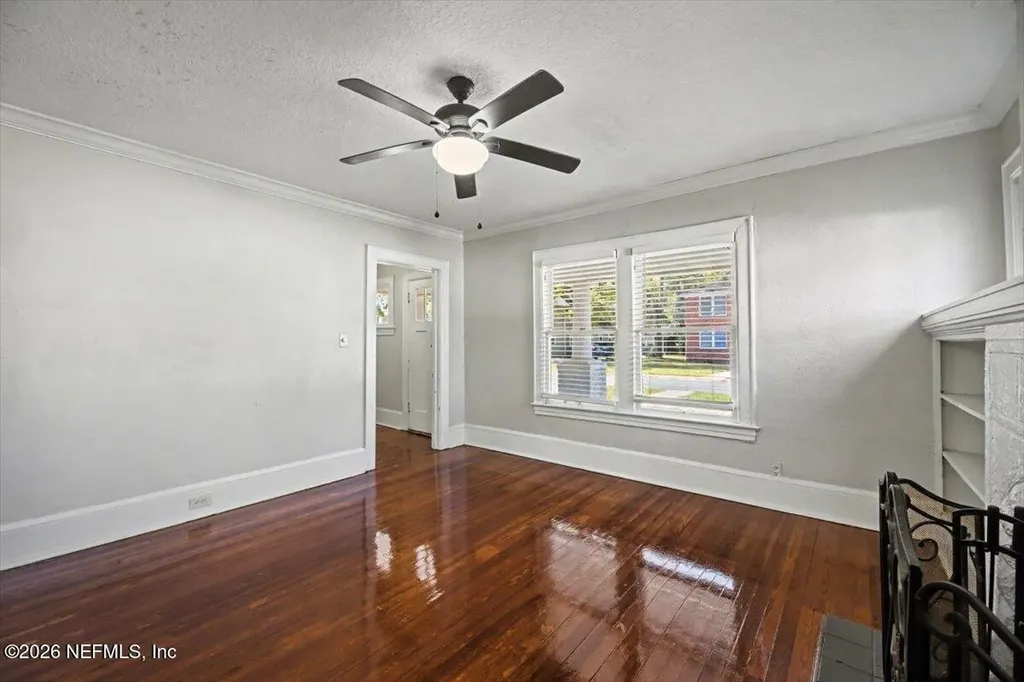 1527 Naldo Avenue Jacksonville FL 32207