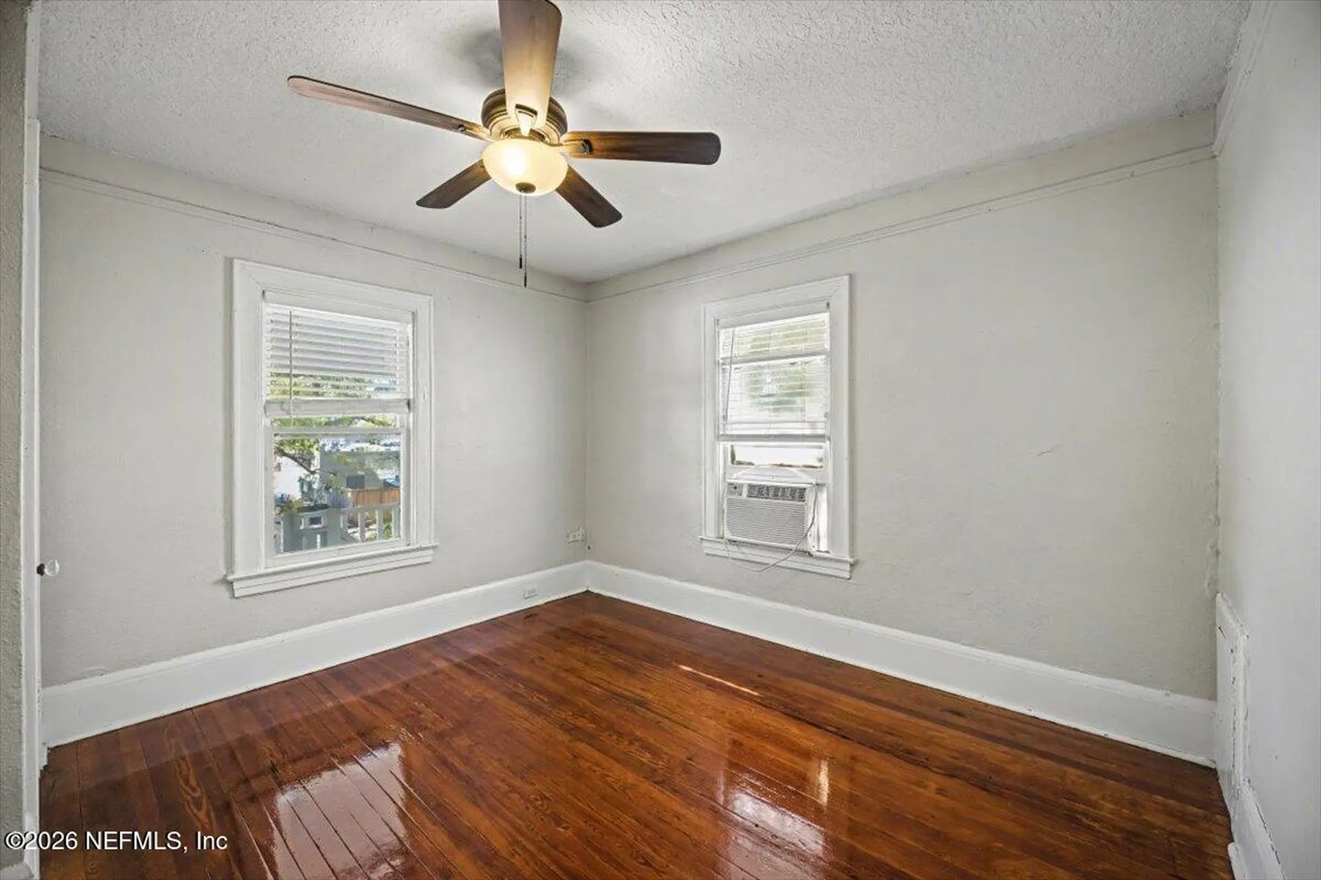 1527 Naldo Avenue Jacksonville FL 32207