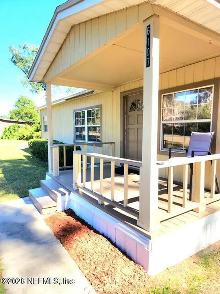 6107 Carlton Road Jacksonville FL 32244