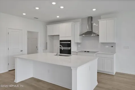 3465 Americana Drive Green Cove Springs FL 32043