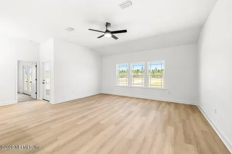 10991 N Runway Circle Glen St. Mary FL 32040