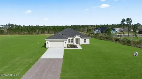 10991 N Runway Circle Glen St. Mary FL 32040