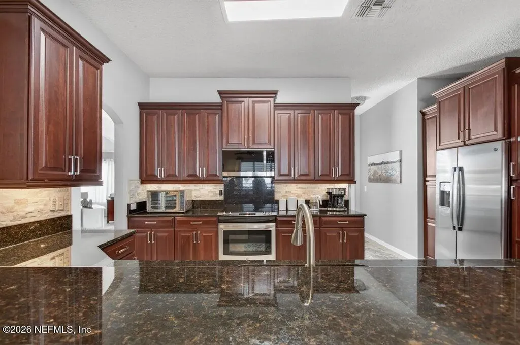 2700 Creek Ridge Drive Green Cove Springs FL 32043