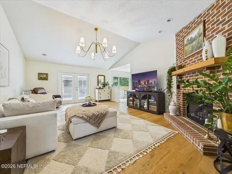 129 Grassy Lane Palatka FL 32177