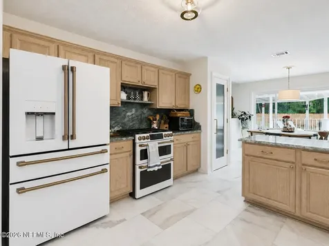 129 Grassy Lane Palatka FL 32177