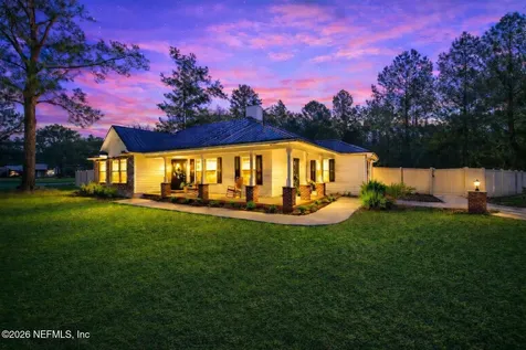 129 Grassy Lane Palatka FL 32177