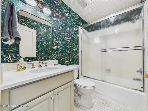 129 Grassy Lane Palatka FL 32177
