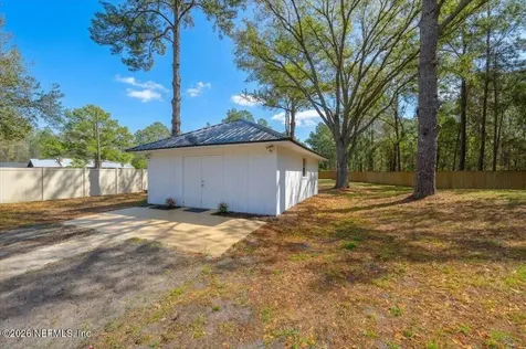 129 Grassy Lane Palatka FL 32177