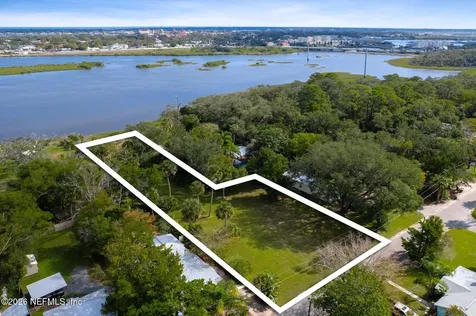 29 & 27a Florida Avenue St. Augustine FL 32084