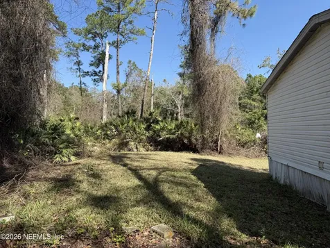 203 Quail Hollow Road Satsuma FL 32189