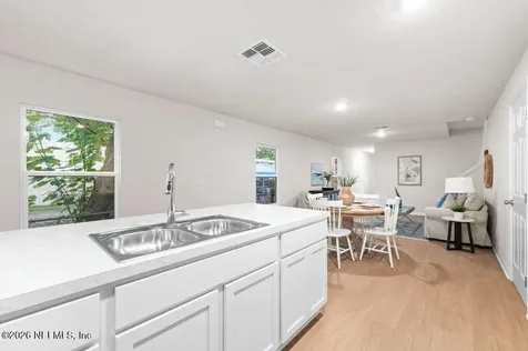 1305 Pangola Drive Jacksonville FL 32205