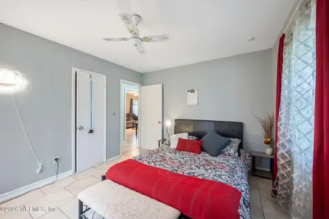 2760 Jerry Lane Jacksonville FL 32218