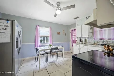 2760 Jerry Lane Jacksonville FL 32218