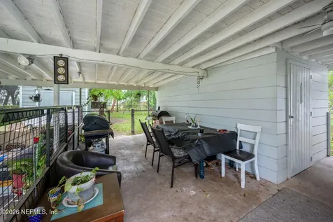 2760 Jerry Lane Jacksonville FL 32218