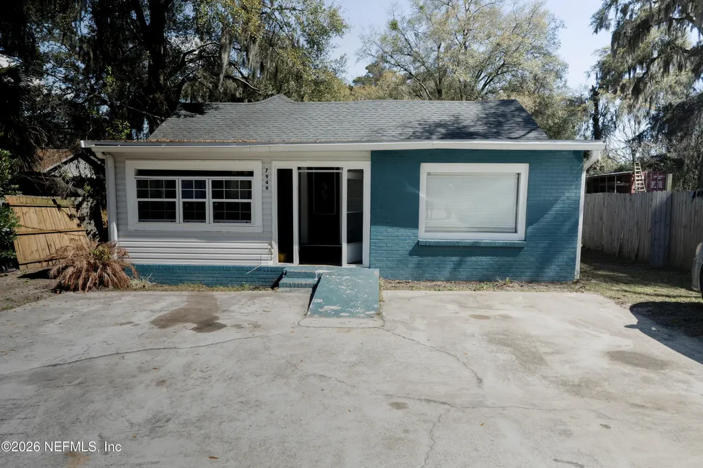 7949 Tallahassee Avenue Jacksonville FL 32208