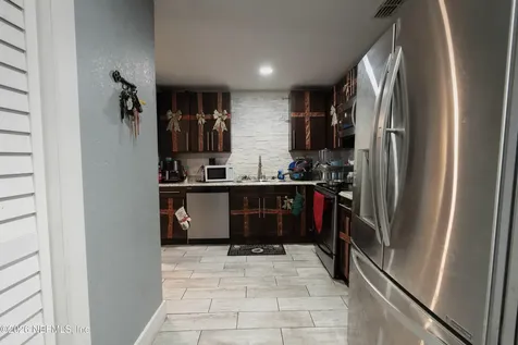 7949 Tallahassee Avenue Jacksonville FL 32208