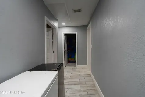 7949 Tallahassee Avenue Jacksonville FL 32208