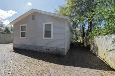 7949 Tallahassee Avenue Jacksonville FL 32208