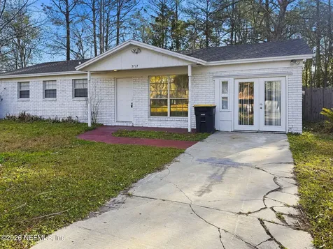 5717 Kinkaid Road Jacksonville FL 32244