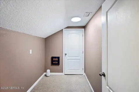 221 Thornloe Drive St. Johns FL 32259