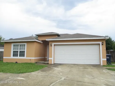 738 N 5th Street Macclenny FL 32063