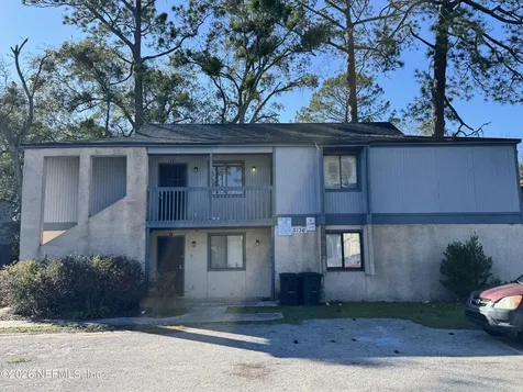 5136 Westchase Court Jacksonville FL 32210