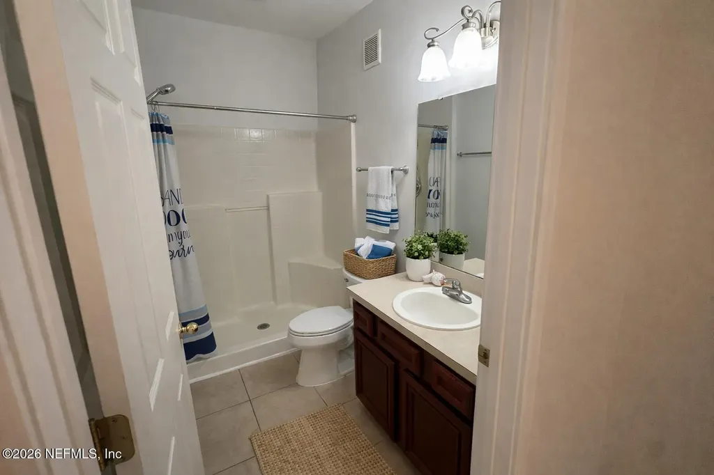 8227 Lobster Bay Court Jacksonville FL 32256