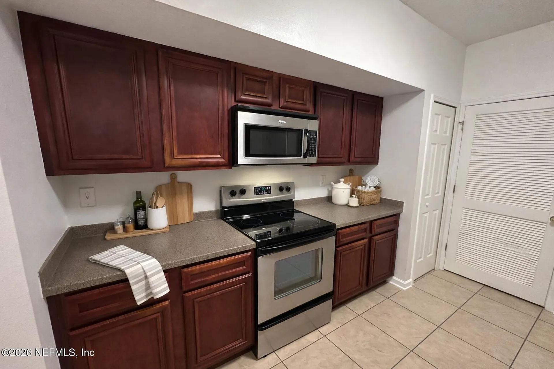 8227 Lobster Bay Court Jacksonville FL 32256